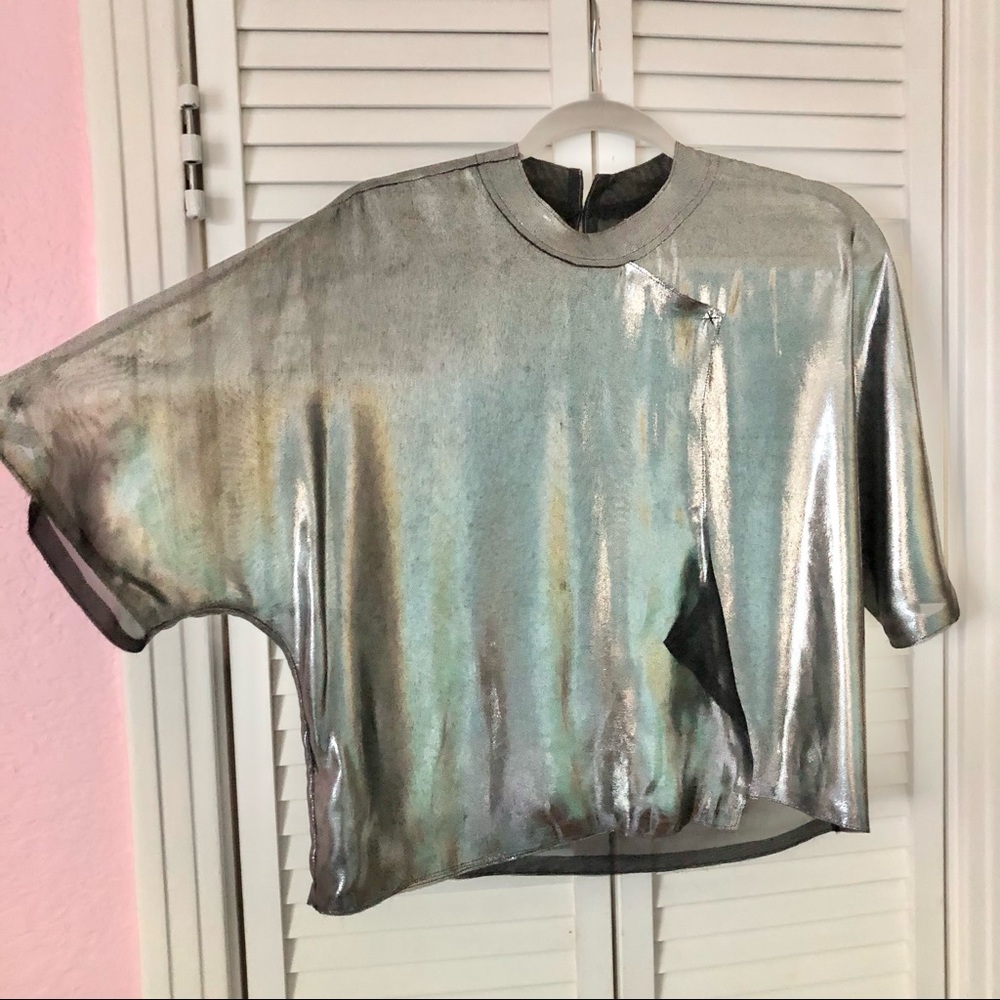 Designer top. Metallic sheer fabric, kimono sleeve, raw edge. Deconstructed look